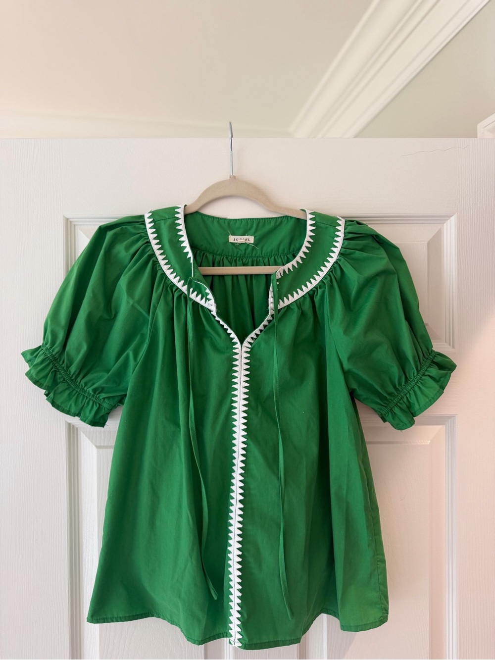 JODIFL Emerald Green Puff Sleeve Blouse with White Zigzag Trim